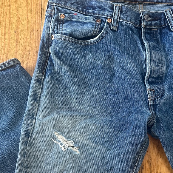 Levi's 501 Straight Fit Denim Jeans - Classic Blue Buttonfly, Distressed - Picture 4 of 8